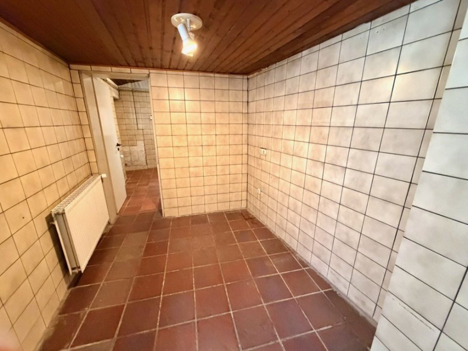 8 mit angrenzendem HWR.jpeg Reihenmittelhaus Bedburg