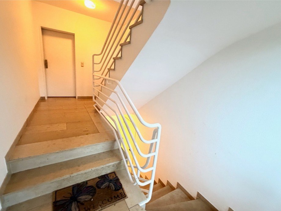 18.Treppenhaus.jpeg Mehrfamilienhaus K�ln