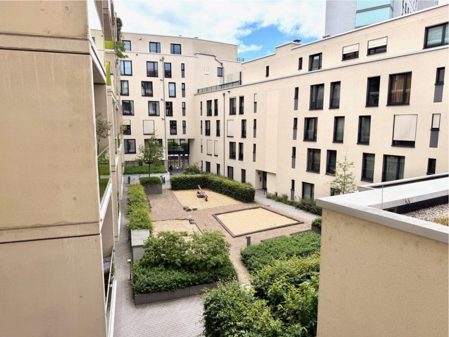 14. mit Blick in den Innenhof. Etagenwohnung K�ln