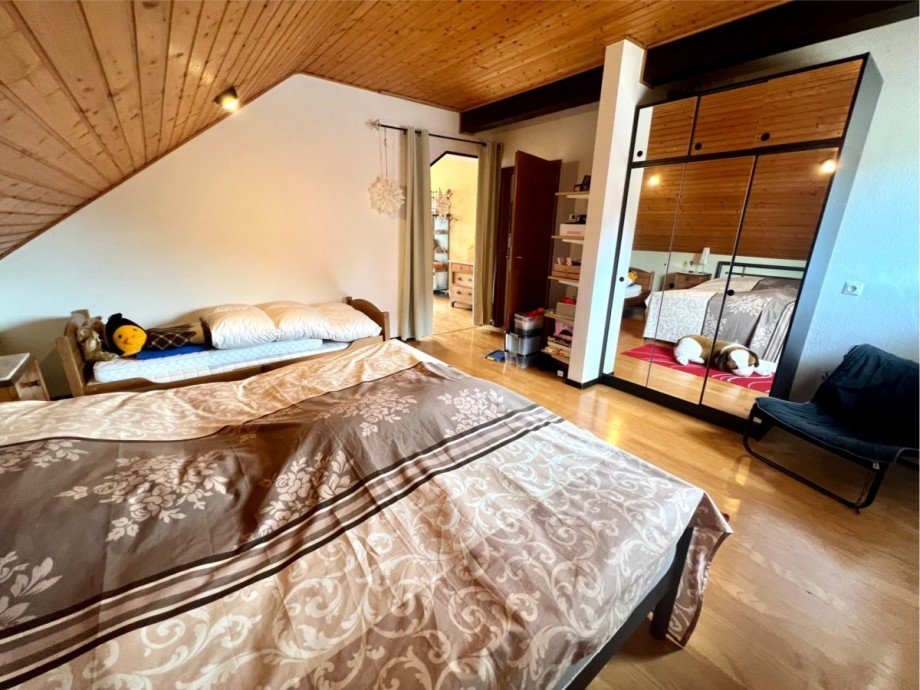 Schlafzimmer (oder K�che?) OG Einfamilienhaus Bergheim