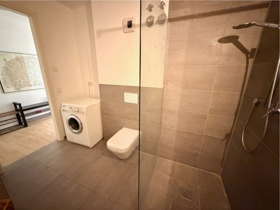 19. und Waschmaschinenanschlus Etagenwohnung K�ln