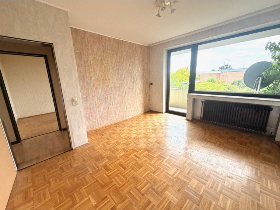 10 Zimmer 2 OG mit Balkon.jpeg Reiheneckhaus Erftstadt