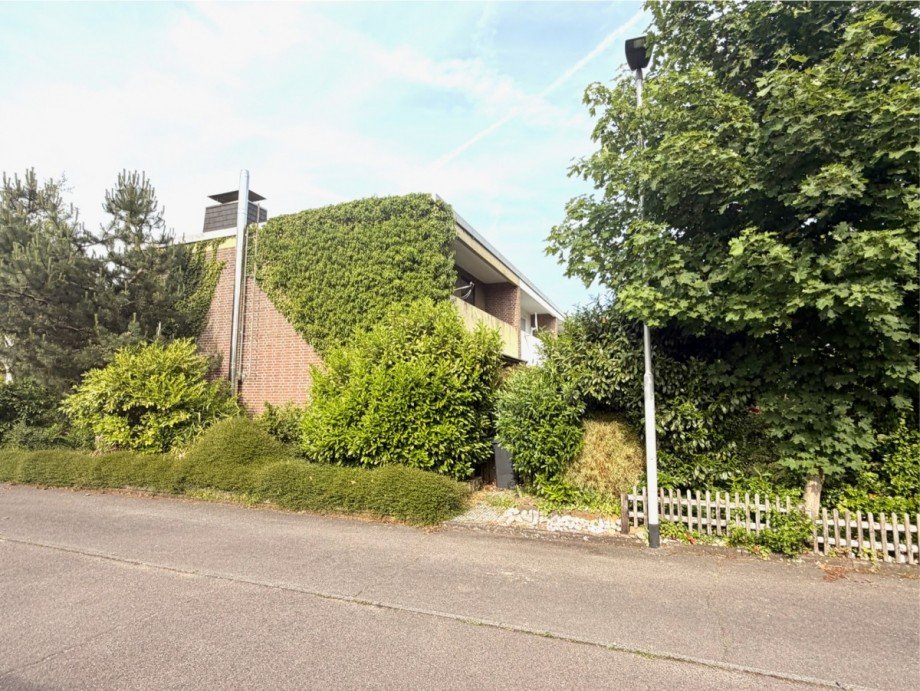 15 Seitenansicht.jpeg Reiheneckhaus Erftstadt