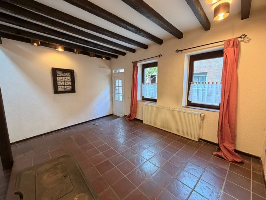 4 Wohnzimmer.jpeg Reihenmittelhaus Bedburg